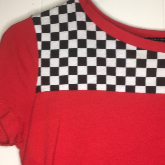 Red Cropped Tee with Checkerboard Detail - Picture 4 of 4